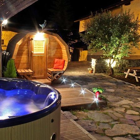 Chalet Eterlou Hotel ทีนเญอ ภายนอก รูปภาพ
