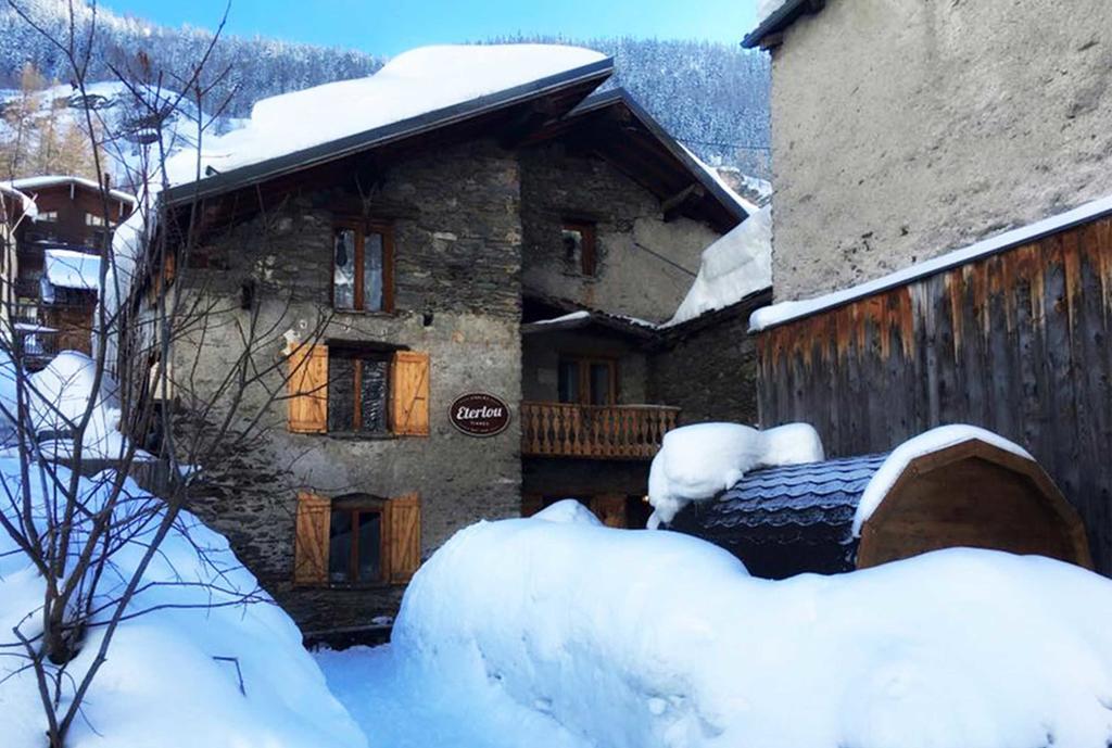 Chalet Eterlou Hotel ทีนเญอ ภายนอก รูปภาพ